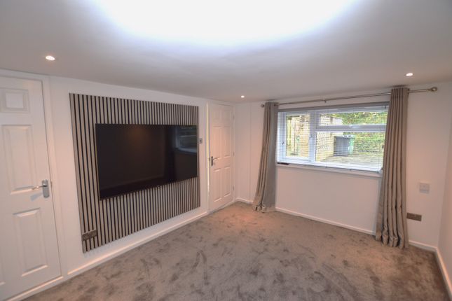 15B, Nether Street, Pudsey photo 2