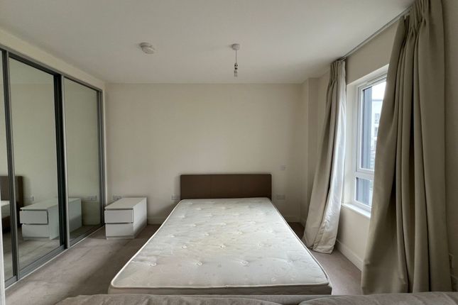 2 Admiralty Court Ocean Drive, Gillingham photo 5