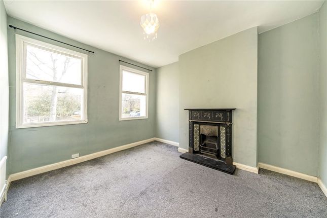Flat 2, 15, Eastdown Park,, London photo 4