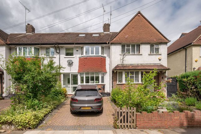 Thumbnail Terraced house for sale in Chaucer Close, Arnos Grove, London