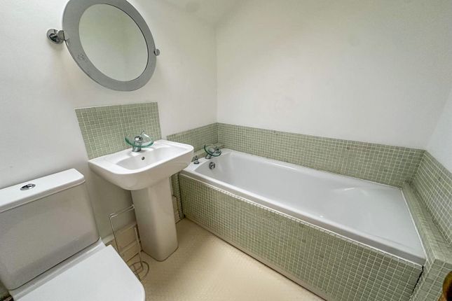 14, Seagrave Road, Leicester photo 4