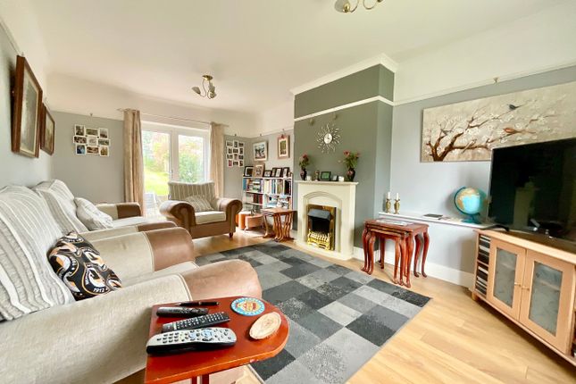 19, Ton Road, Usk photo 3