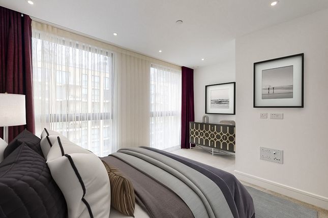 Flat for sale in Perilla House - Stable Walk, London