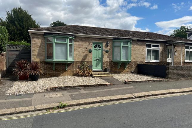 1-bed house on 25, Cliddesden Road, Basingstoke, £280,000