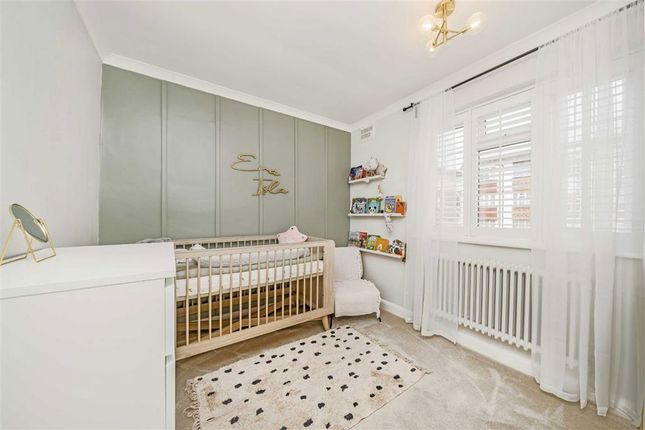27, Amblecote Close, London photo 3