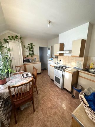 8, Ryefield Court, Joel Street, Northwood Hills photo 2