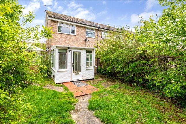End terrace house for sale in Bedford Close, Newbury