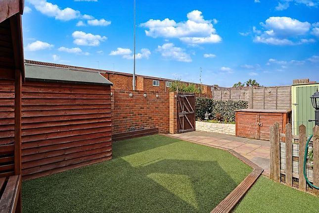 31, Partridge Green, Basildon photo 4