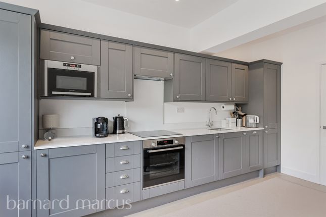 Apartment 12, Mulberry House, Station Road, Dorking photo 2