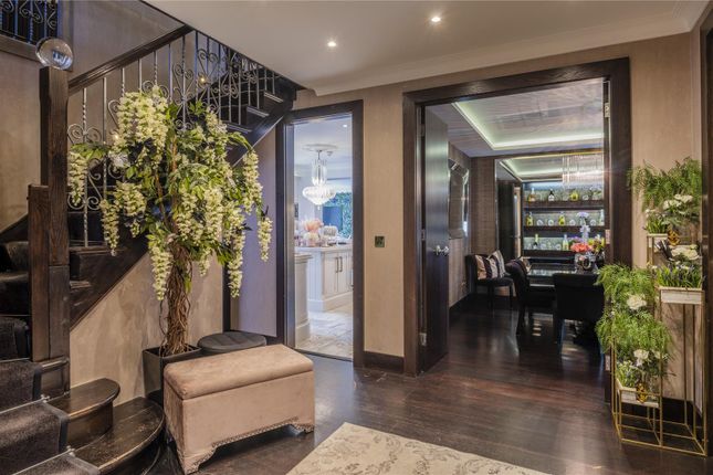 12, Elm Walk, London photo 2