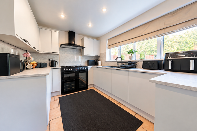 9 Bluebell Drive, Leicester photo 3
