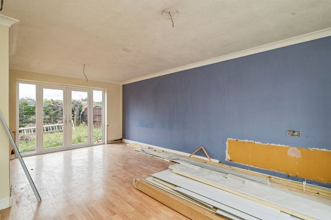 9, Bedingfield Road, Dereham photo 2