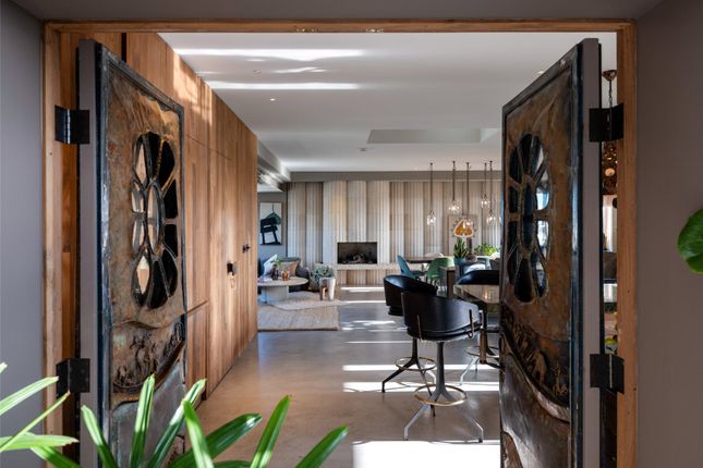 Penthouse, 23, Prince Albert Road, London photo 3