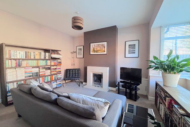 21 Hazelhurst Road, Manchester photo 3