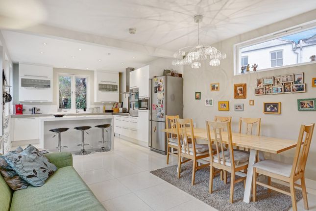 End terrace house for sale in Chesterton Road, Cambridge
