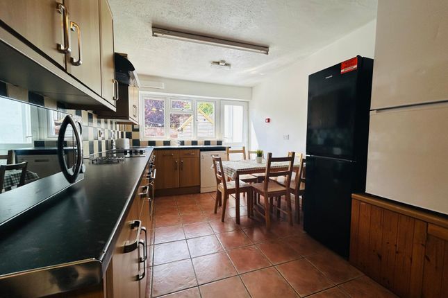 25, Victoria Street, Exeter photo 4