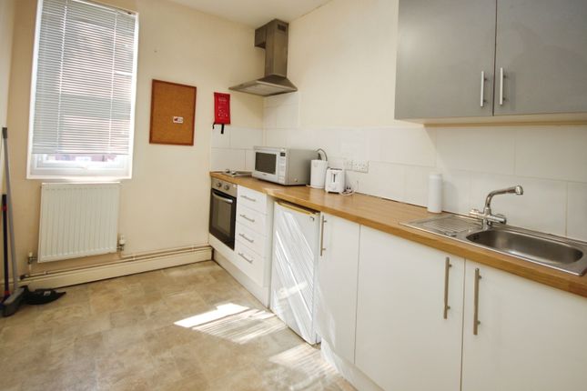143, West Parade, Lincoln photo 2