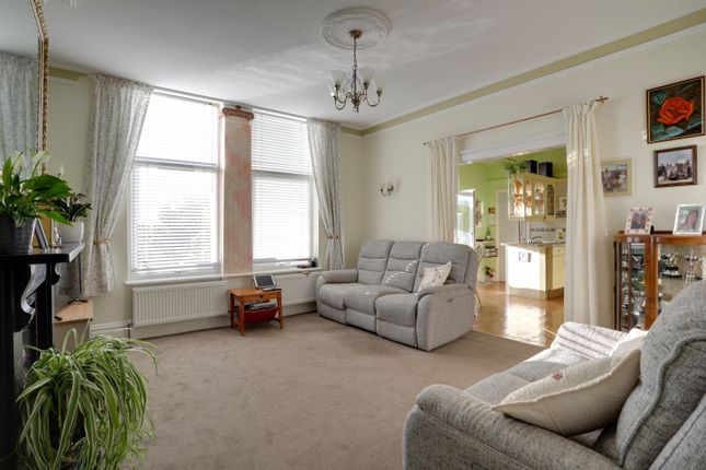 Flat for sale in Upper Hermosa Road, Teignmouth