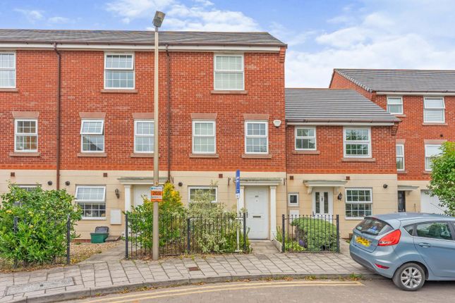 Thumbnail Town house for sale in Black Diamond Park, Chester, Cheshire
