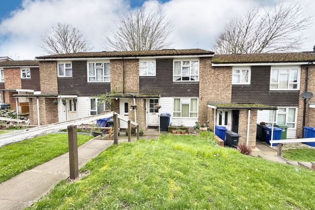 2-bed flat on 31a, Planet Road, Brierley Hill, £100,000