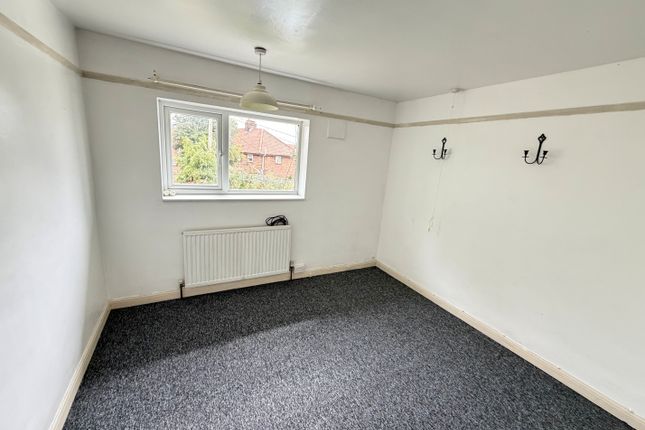 76, Priory Road, Downham Market photo 5