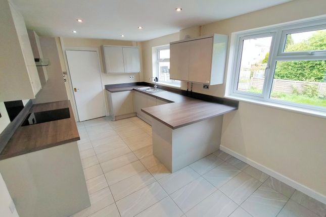 Thumbnail Property to rent in York Road, Stevenage