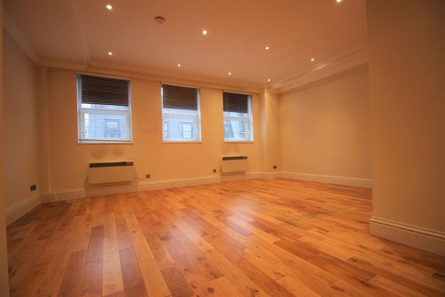 1 bed flat to rent in Flat, Albemarle Street, London W1S
