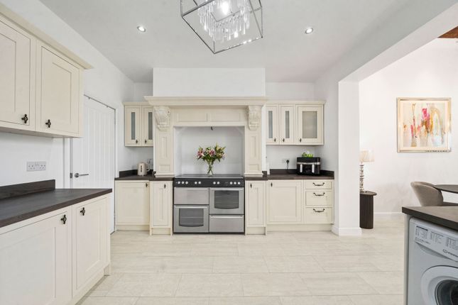 497 Warrington Road, Wigan photo 4