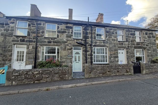 Studio terraced on North Terrace, Gwynedd, £210,000