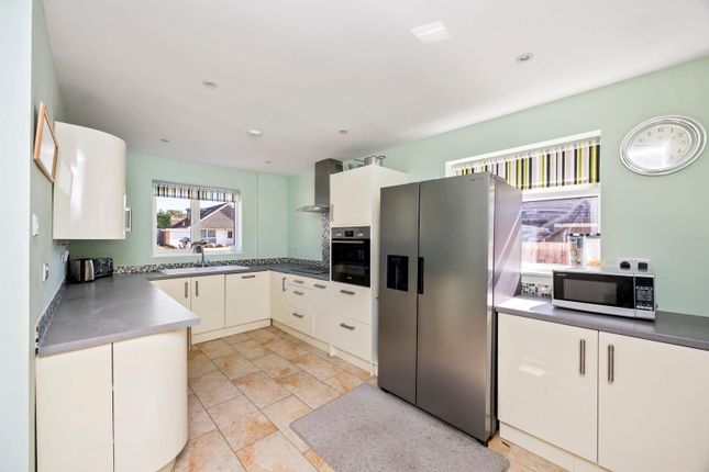 6, Mulberry Close, Shoreham-By-Sea photo 2