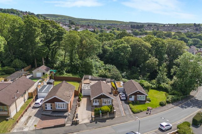 2-bed house on 33, Castle Drive, Neath, £200,000