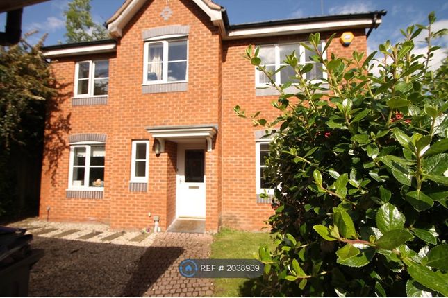 Detached house to rent in Bishops Walk, Cradley Heath
