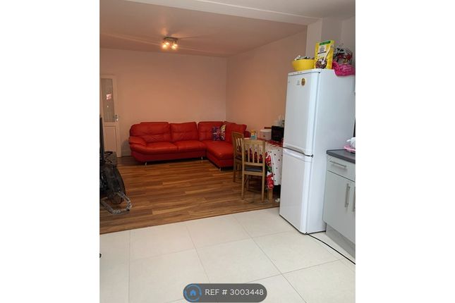 Spring Grove Crescent, Ground Floor, Hounslow photo 2