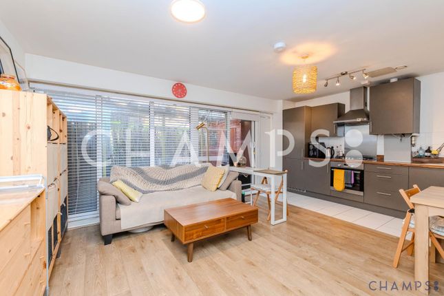 2Bed For Rent In Coutts Court