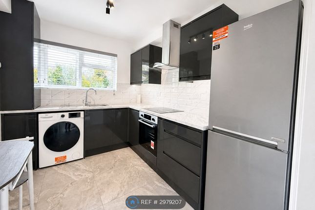 Epping Close, Chelmsford photo 4