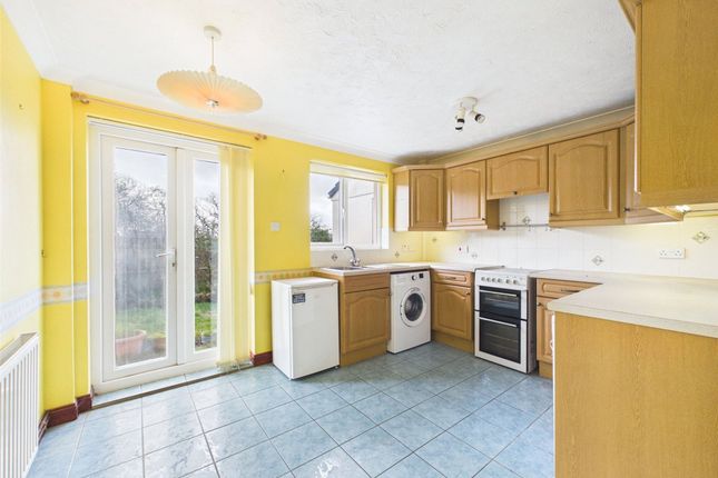 1 Maytree Close, Beaworthy photo 2