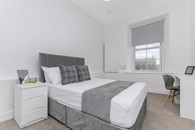 Flat to rent in Gowrie Street, West End, Dundee
