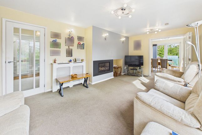Cosy Corner, 126, Gadebridge Road, Hemel Hempstead photo 3