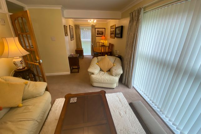 30, Friary Close, Hamstead Hall Road, Birmingham photo 4