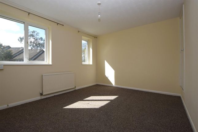 Terraced house to rent in Drapers Way, St. Leonards-On-Sea