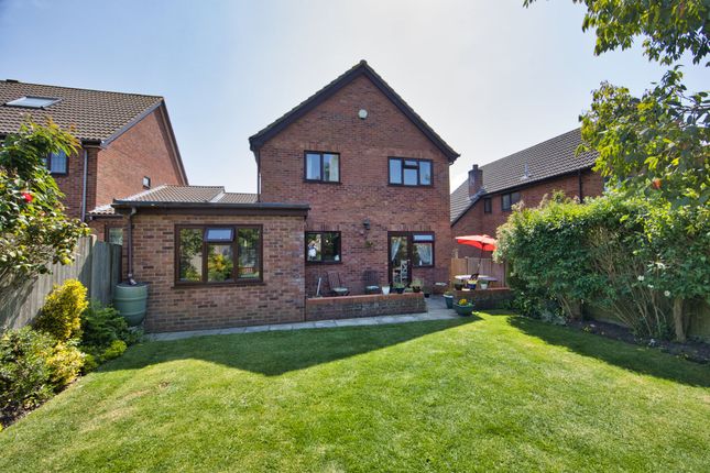 Thumbnail Detached house for sale in Upton Close, Folkestone