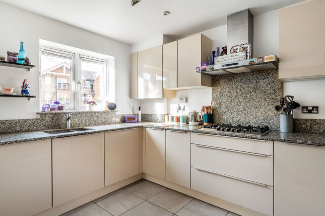 4 Dukes Drive, Tunbridge Wells photo 3