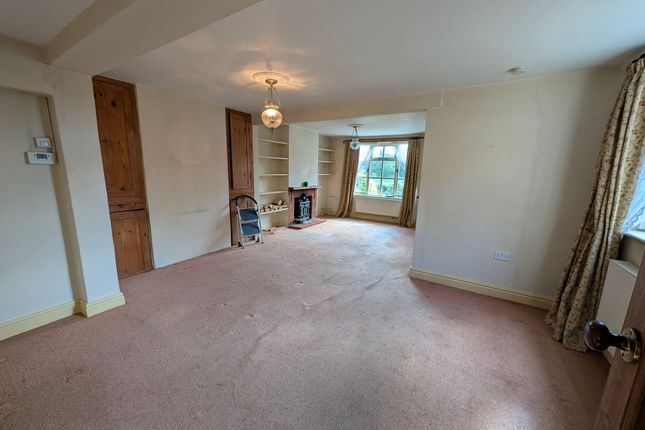 2 Holmview Ash Road, Woodbridge photo 4