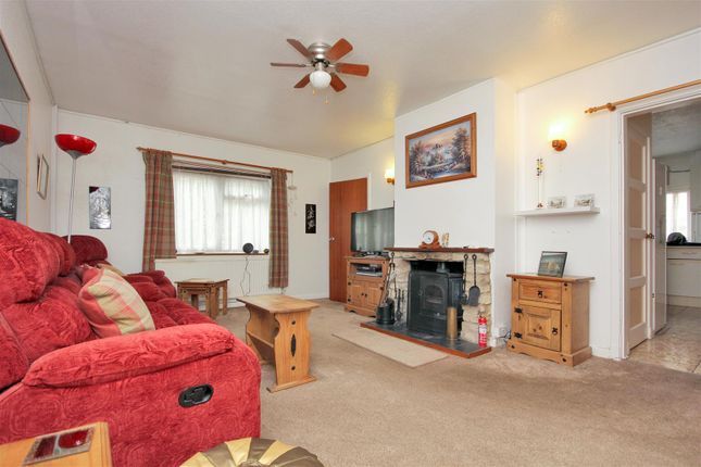 29, Prospect Avenue, Wellingborough photo 4