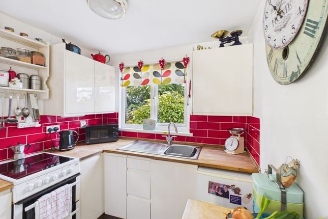 1 Trevithick Court, Tolroy Road, Hayle photo 3
