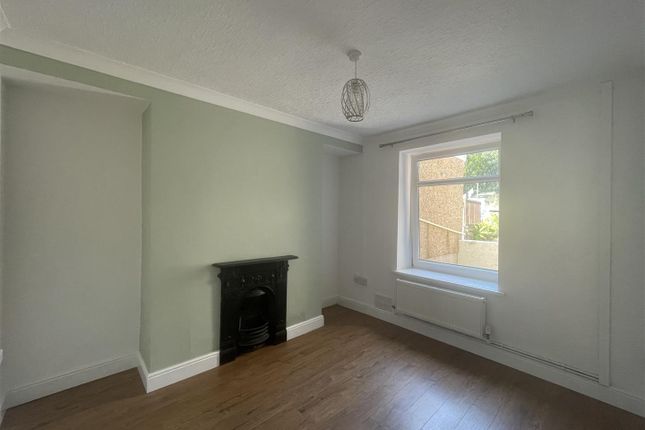 94, Parklands Road, Ammanford photo 4