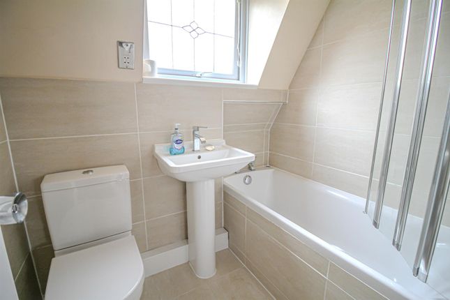 14, Syderstone Walk, Nottingham photo 4