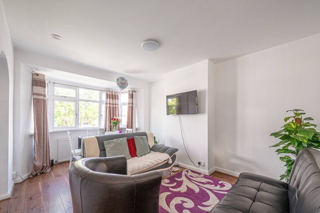 Property for sale in Cotswold Gardens, Cricklewood, London