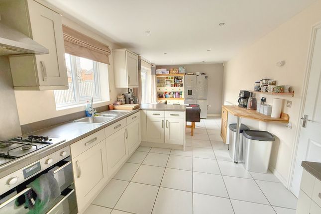 3, Crofters View, Retford photo 2