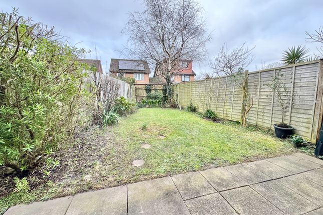 9 The Glades, Locks Heath, Southampton photo 3